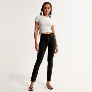 Abercrombie & Fitch The Skinny Jean High Rise in Black